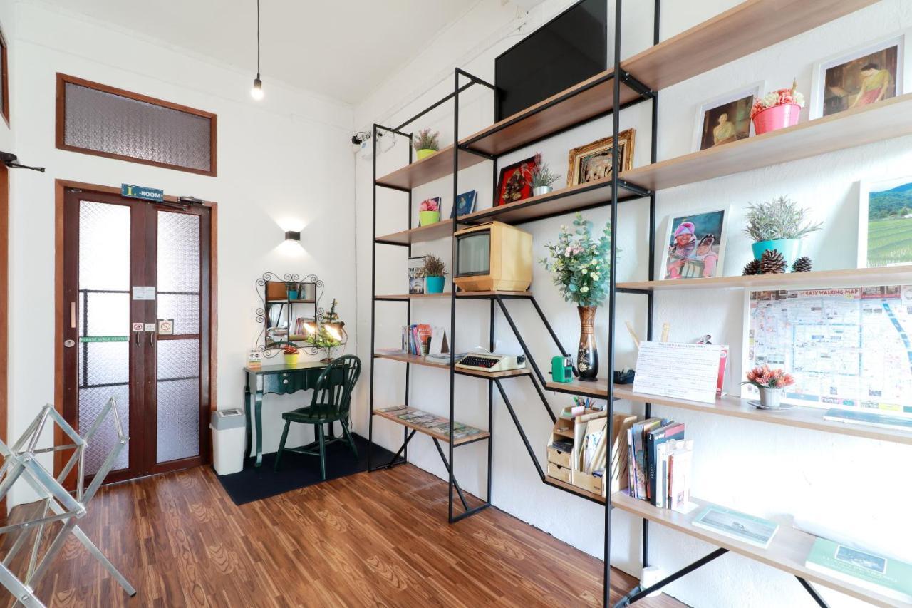 Oyo 552 Hab40 Hostel Чиангмай Экстерьер фото